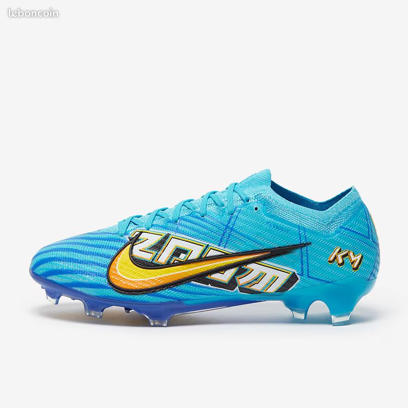 Chaussure a crampon nike mercurial mbappe Sport Plein air