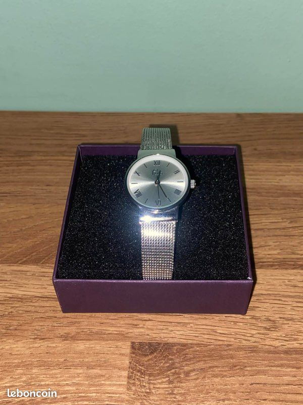 Montre femme (image 2)