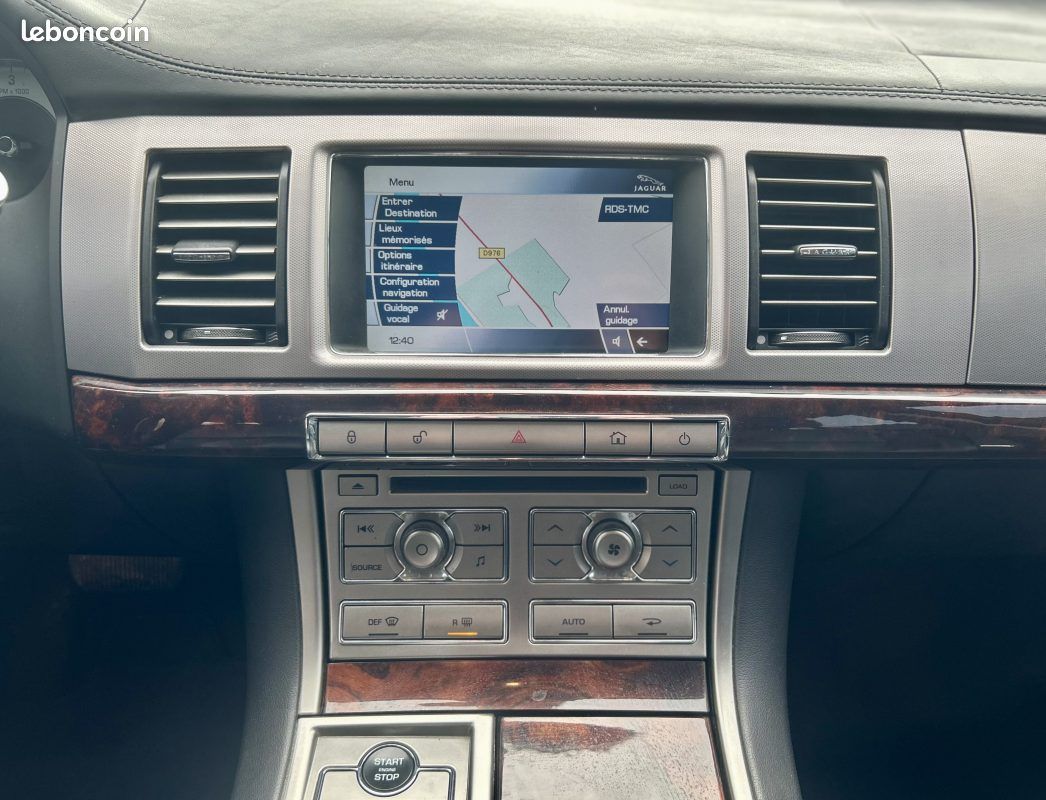 Jaguar xf v6 3l d 240 luxe premium 2009 (image 11)