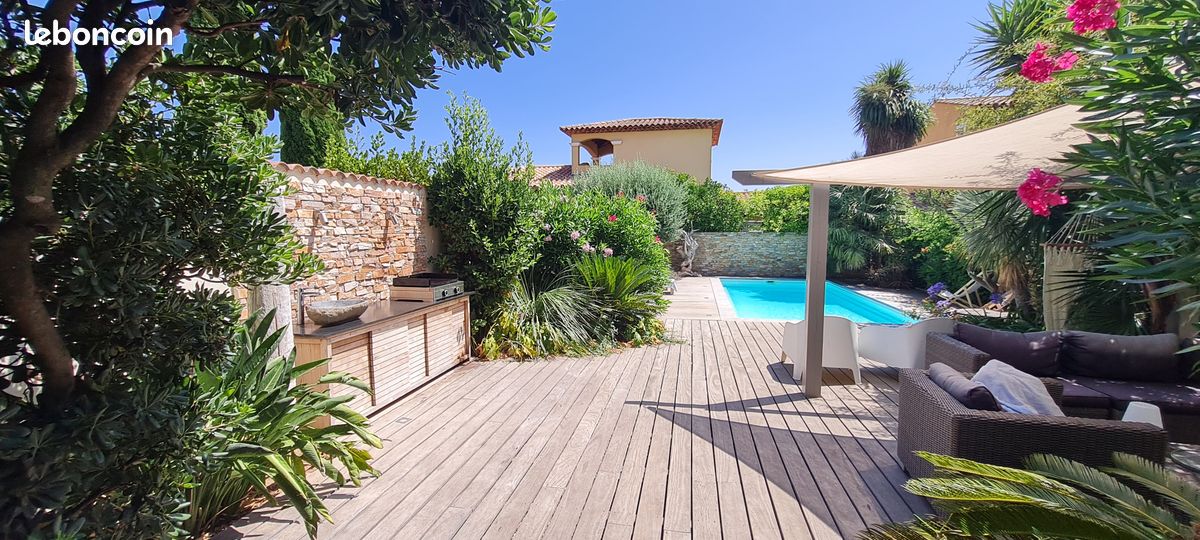 Maison 6 pièces 145 m² · à La Londe-les-Maures · 145 m² · 880 000 €