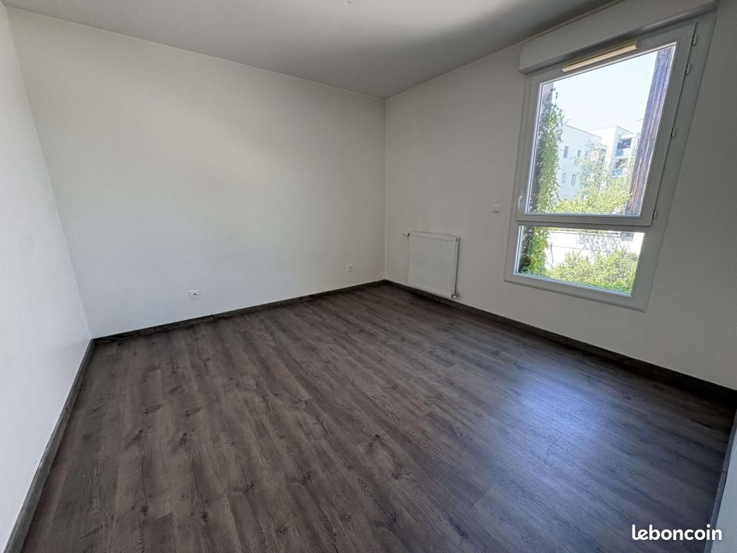 Appartement 2 pièces 46 m² · à Grenoble · 46 m² · 655 €/mois