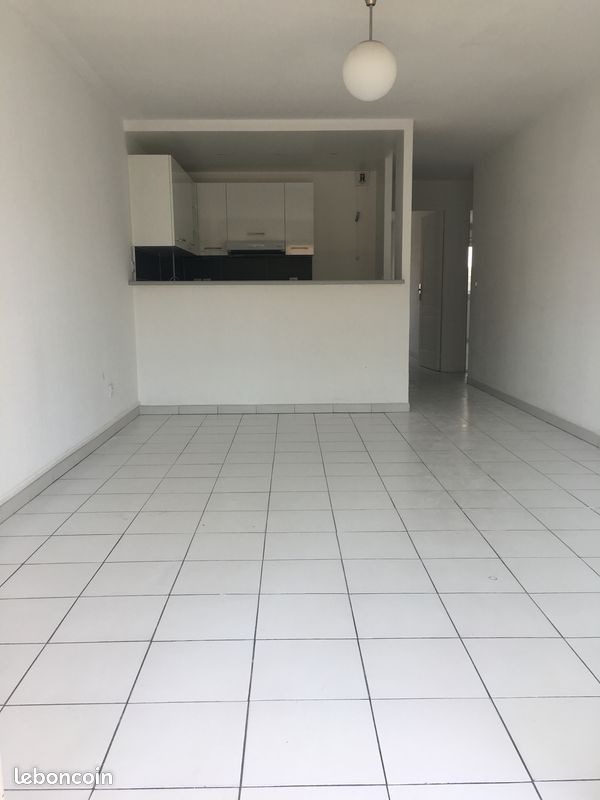 Appartement 3 pièces 56 m² · à Saint-Raphaël · 56 m² · 936 €/mois