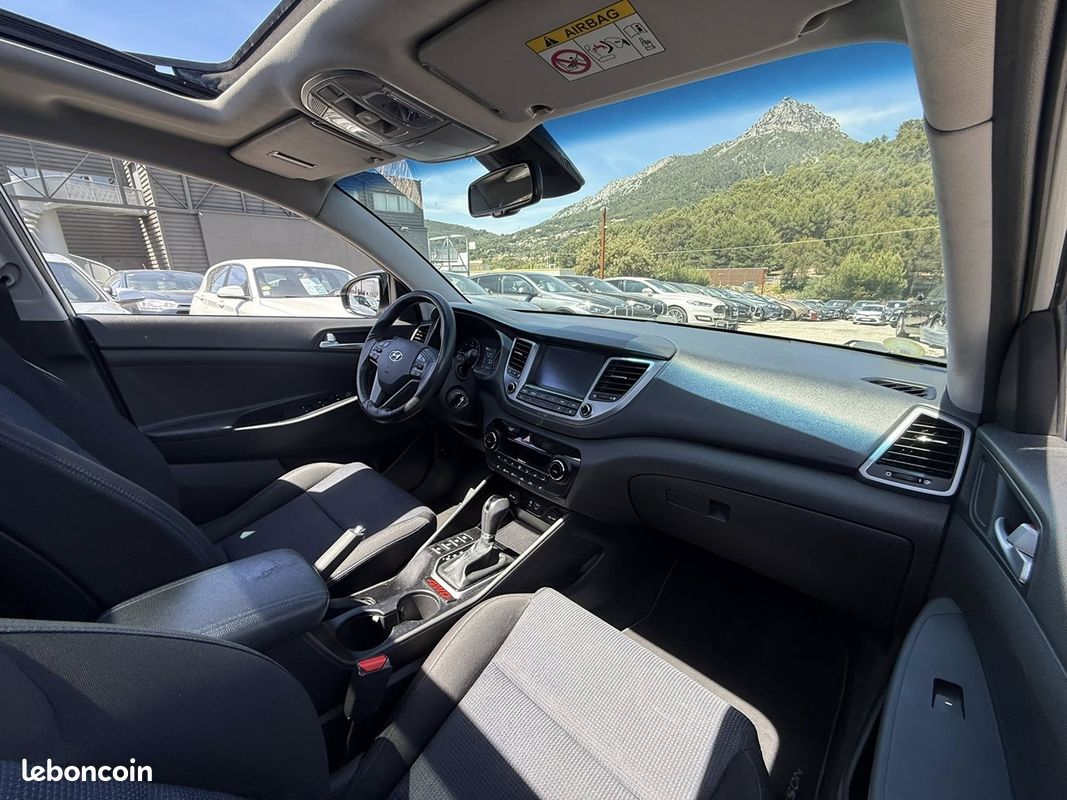 Hyundai TUCSON 2.0 CRDI 136CH EXECUTIVE 4WD (image 9)