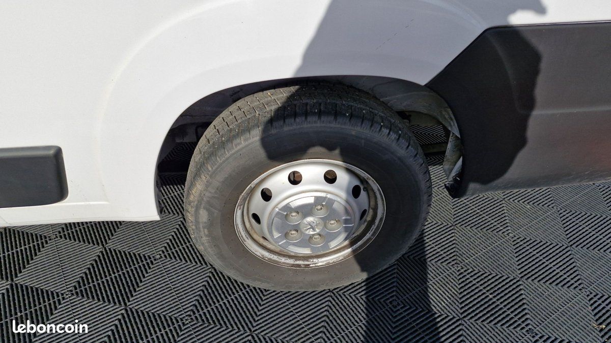 Peugeot Boxer L2H2 BLUEHDI 120 PREMIUM (image 20)