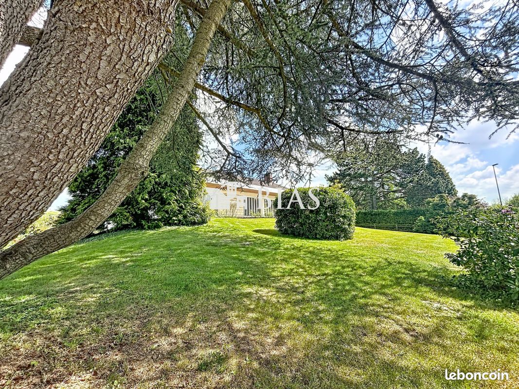 Maison 5 pièces 145 m² · à Saint-Jean-du-Cardonnay · 145 m² · 335 000 €