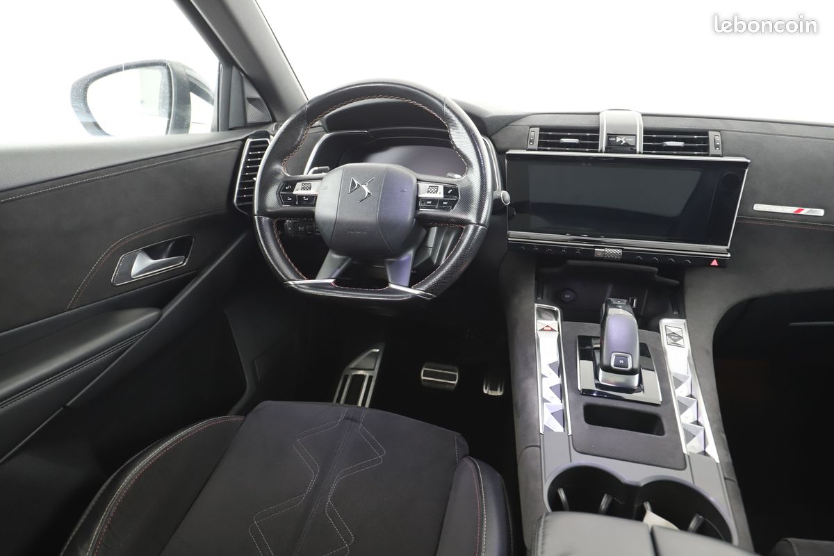 DS Automobiles DS 7 Crossback 1.6 PureTech Performance Line Automatique 180 ch (image 7)