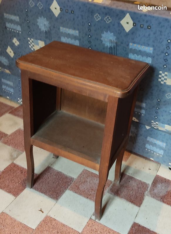 Table de chevet (image 1)