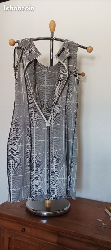 Robe d'été "Marciano Guess" (image 8)