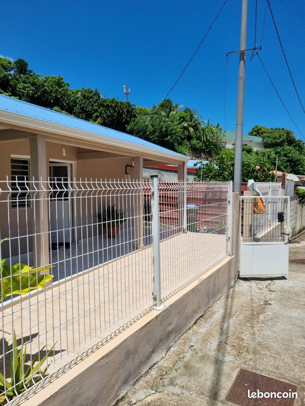 Maison 3 pièces 70 m² · à Basse-Pointe · 70 m² · 750 €