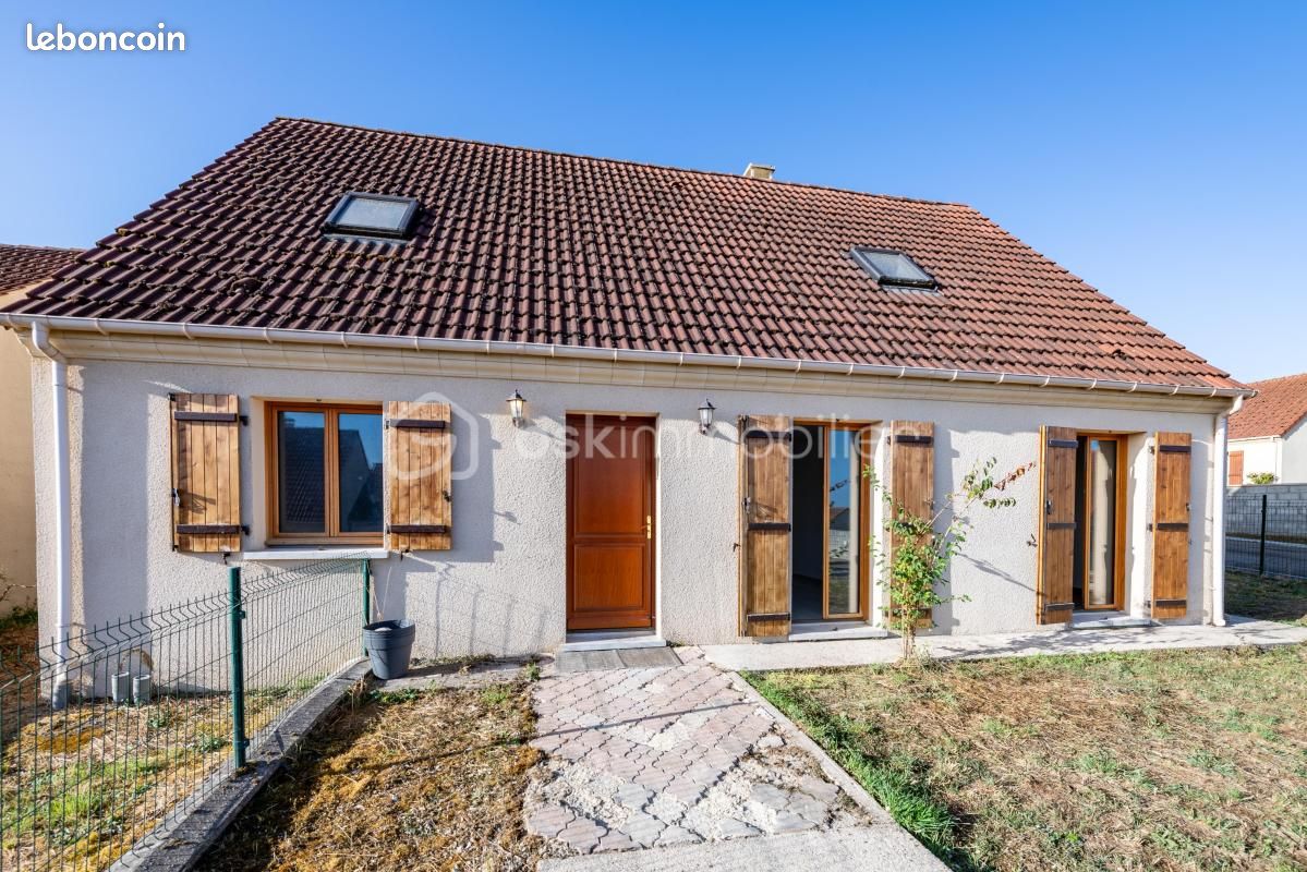 Maison 7 pièces 147 m² · à Champigny · 147 m² · 199 900 €