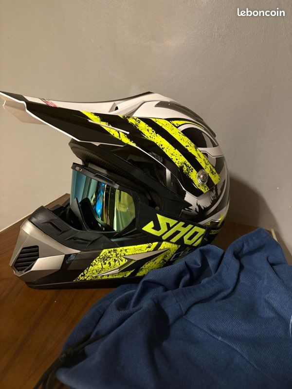 Casque motocross (image 1)