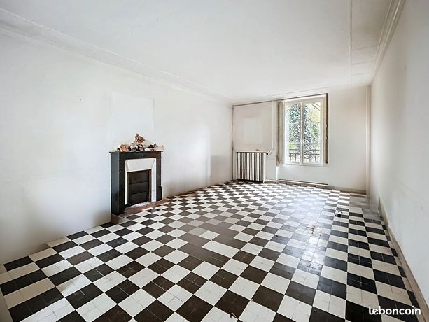 Propriété 7 pièces 173 m²