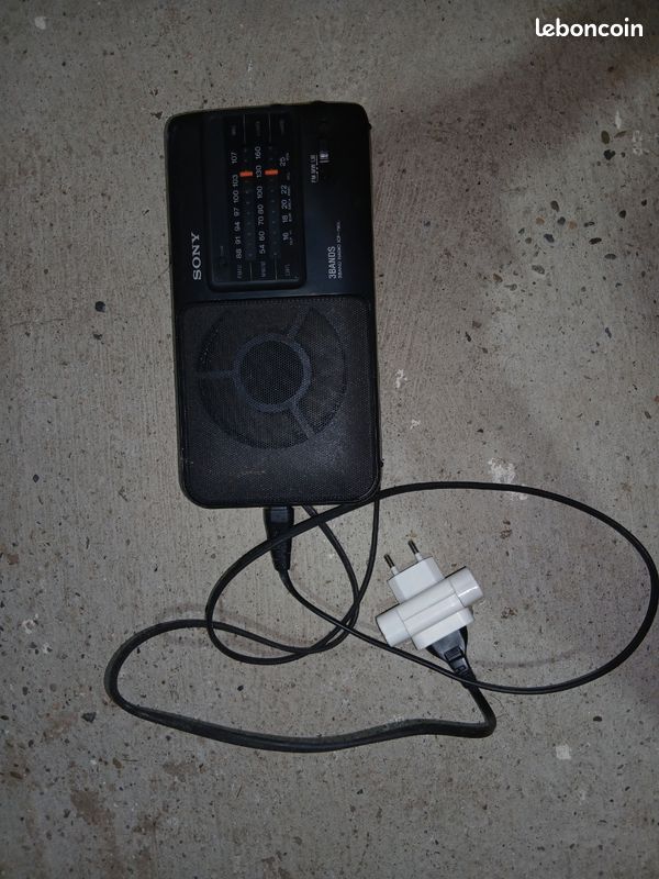Radio (image 1)
