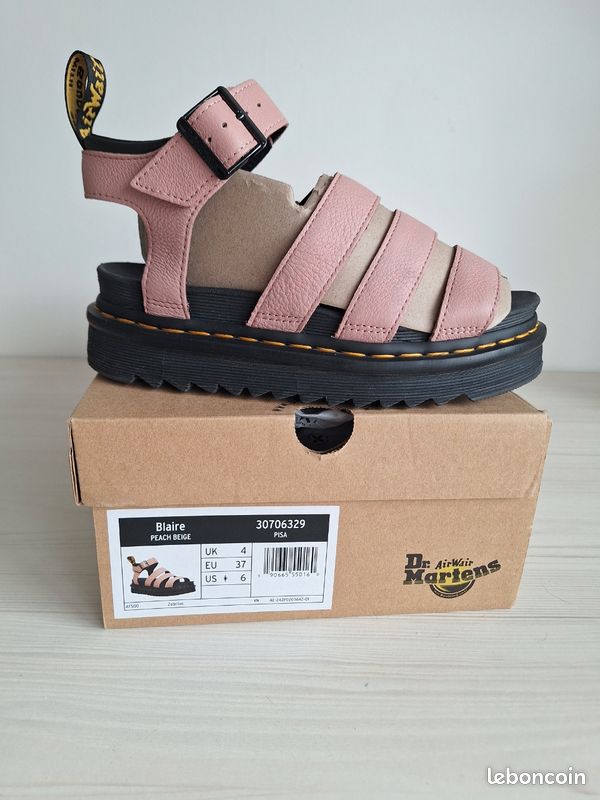 Blaire Doc Martens Rose Women's Dr Martens Blaire Slide 3-Strap