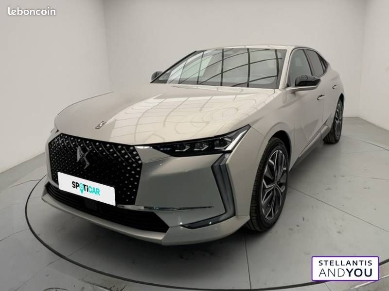 DS 4 PureTech 180 EAT8 Rivoli (image 31)
