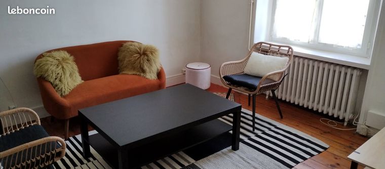 Maison à louer 750