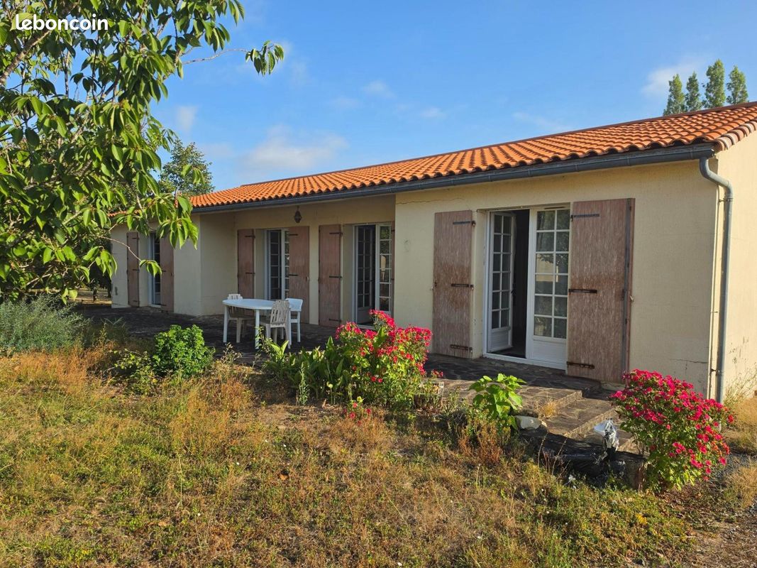 Maison 7 pièces 148 m² · à Thiré · 148 m² · 208 000 €