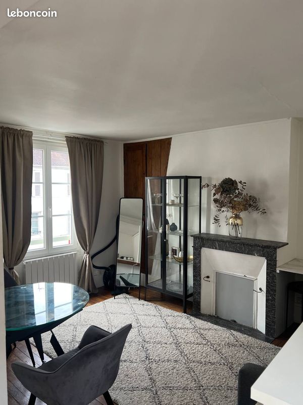 Appartement 2 pièces 23 m² · à Fontainebleau · 23 m² · 760 €/mois