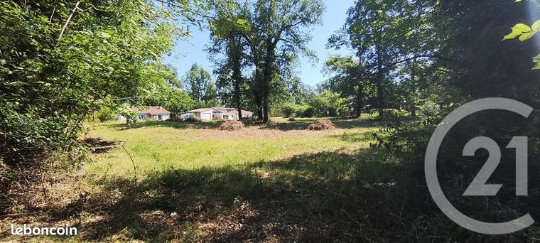 Terrain 1 523 m² Anglars Nozac