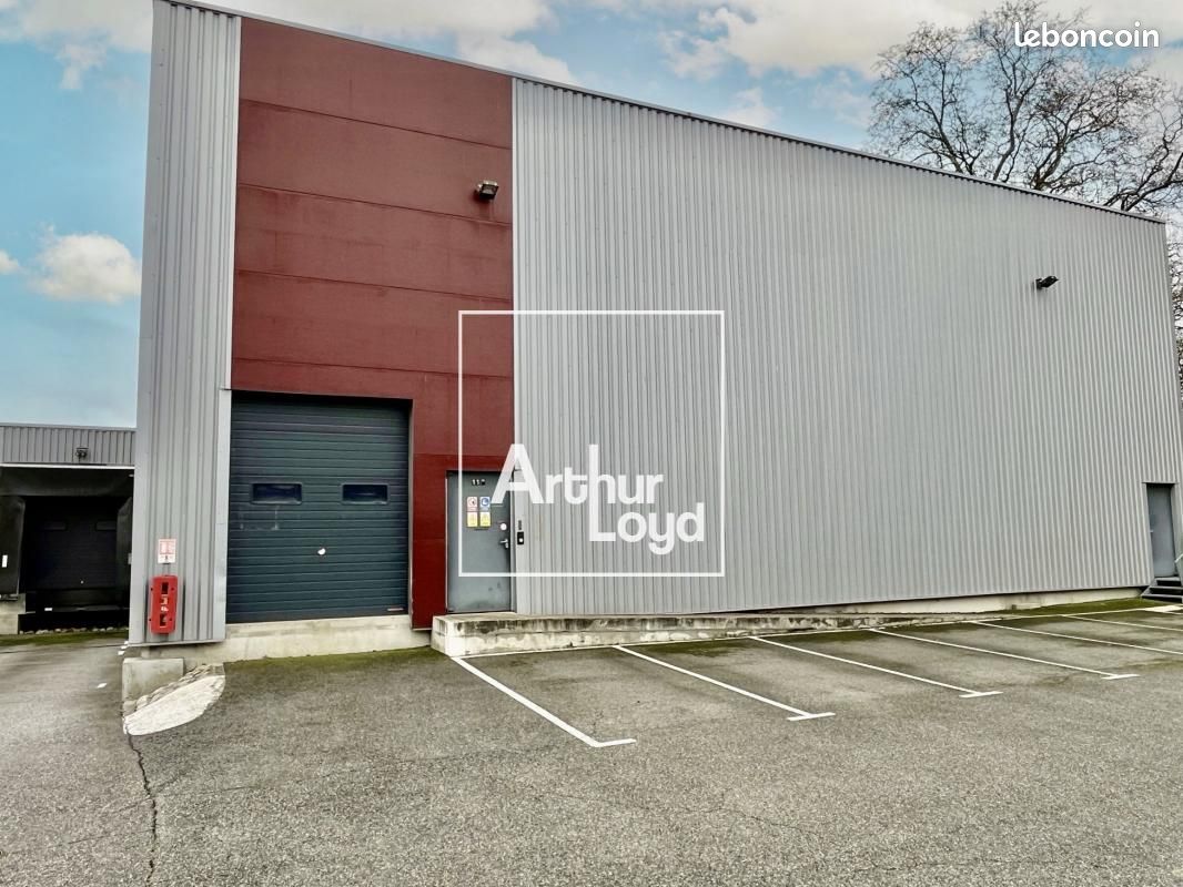Local industriel 1 022 m² (image 3)
