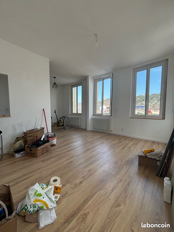 Appartement 2 pièces 57 m² · à Fécamp · 57 m² · 740 €