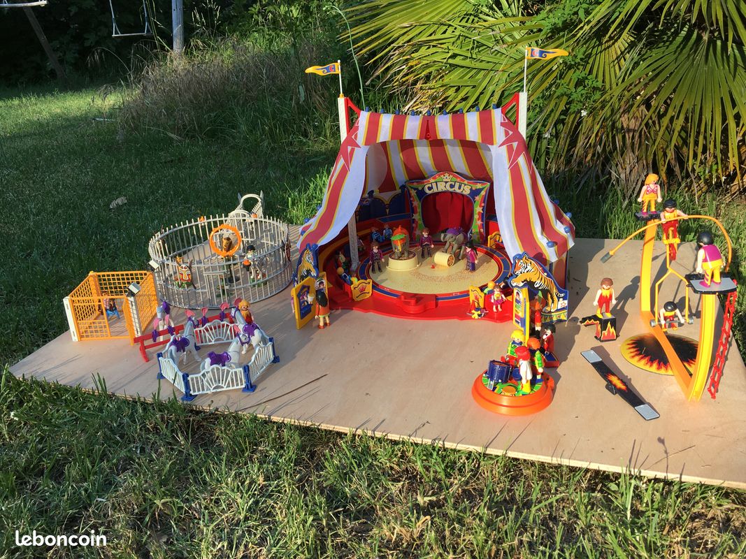 Magnifique cirque playmobil complet (image 1)