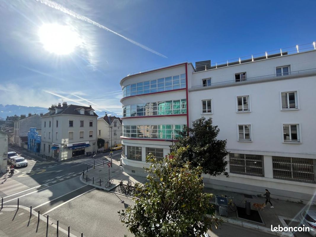Appartement 3 pièces 65 m² · à Grenoble · 65 m² · 1 018 €/mois