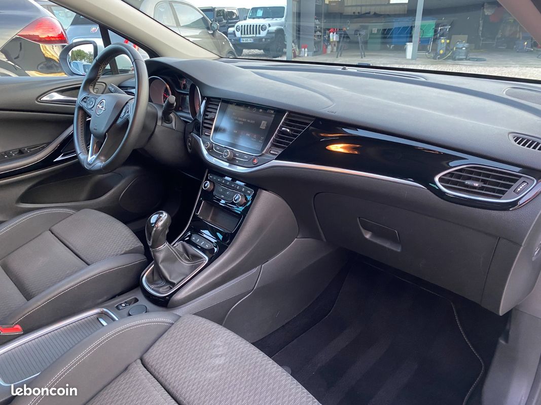 Opel Astra 1.6 CDTI (image 19)