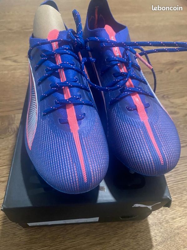 Chaussures de foot fille taille 38 crampons fer (image 1)