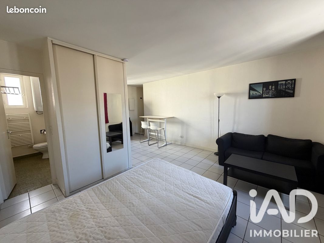 Appartement 1 pièce 27 m² · à Bourg-la-Reine · 27 m² · 209 000 €