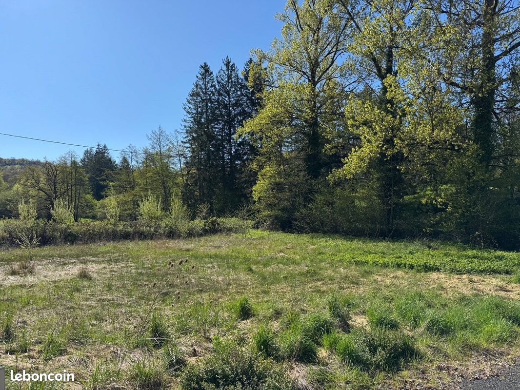 Terrain 798 m² · à Montrozier · 798 m² · 60 000 €