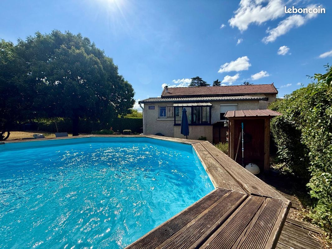 Maison 4 pièces 73 m² · à Perreux · 73 m² · 160 000 €