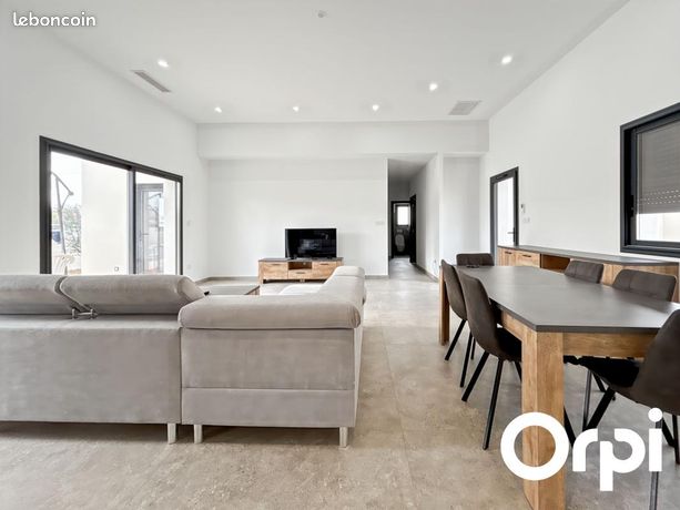 Villa 4 pièces 141 m²
