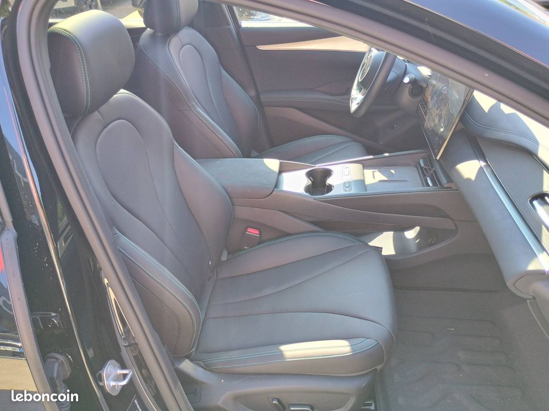 BYD Seal 6 1.5l DM-i 156 kW PHEV Comfort (image 14)