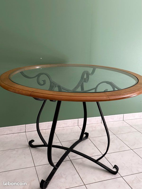 Table ronde en fer forgé, verre et bois – Élégante et robuste (image 4)