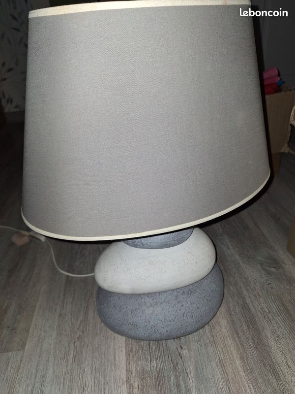 Lampe Abat-jour neuf galet (image 1)