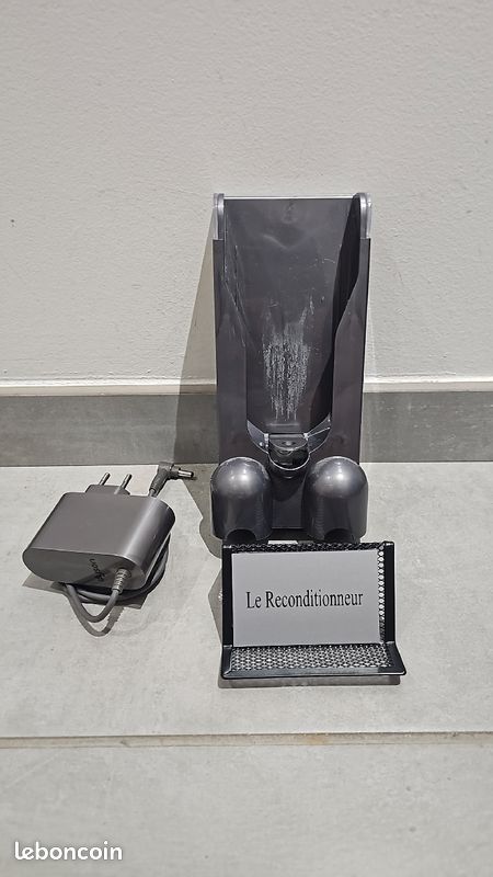 Support de charge aspirateur Dyson V10 SV12 / station d'accueil murale V 10 SV 12 avec chargeur (image 5)