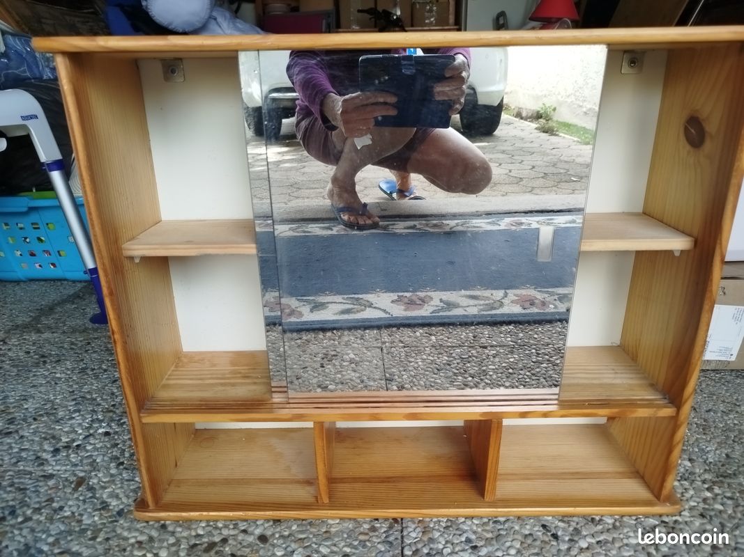 Armoire pharmacie (image 1)