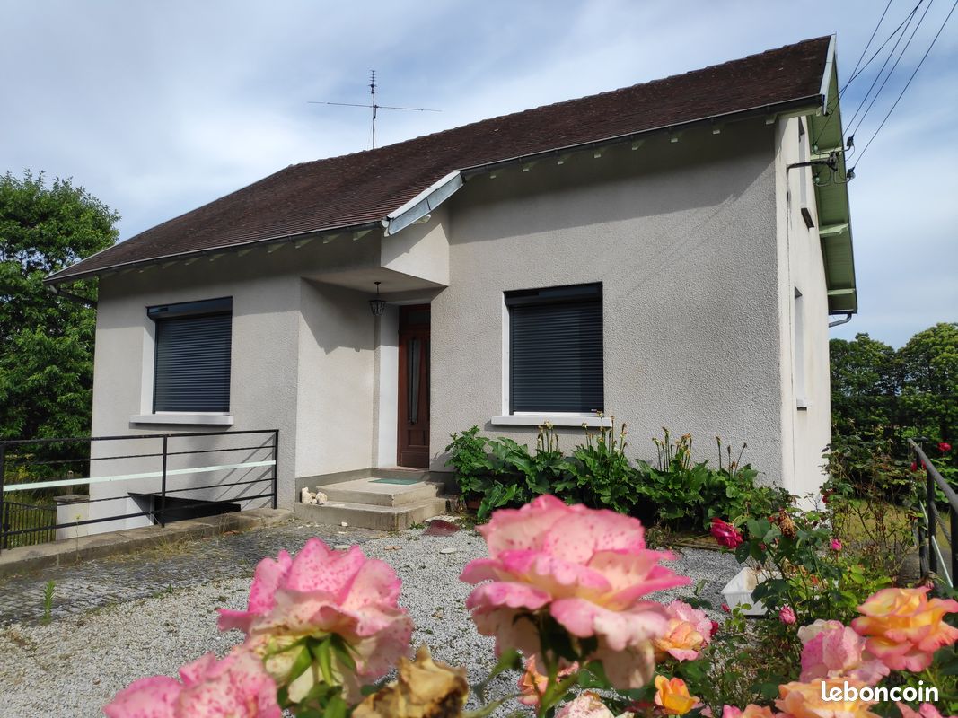 Maison 4 pièces 90 m² · à Saint-Hilaire-les-Places · 90 m² · 159 500 €