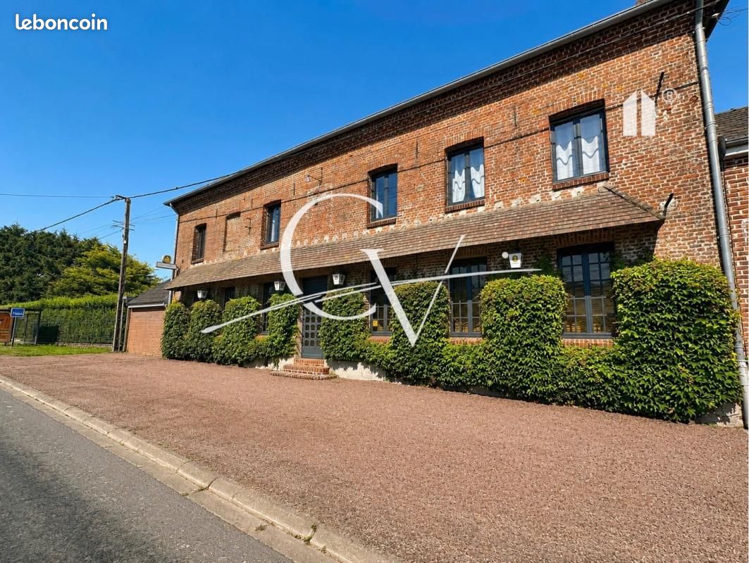 Maison 10 pièces 241 m² · à Doullens · 241 m² · 445 000 €