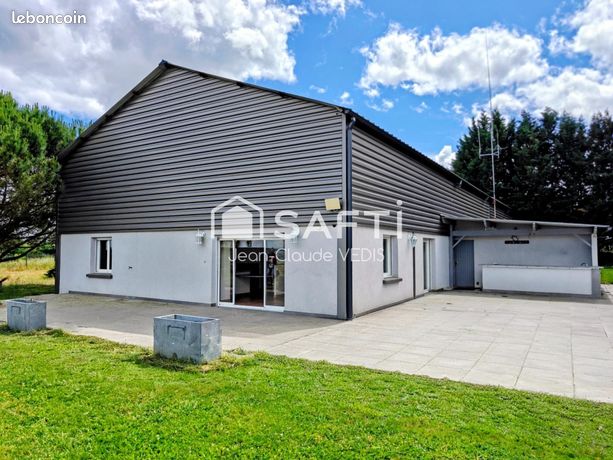 Propriété 6 pièces 241 m²