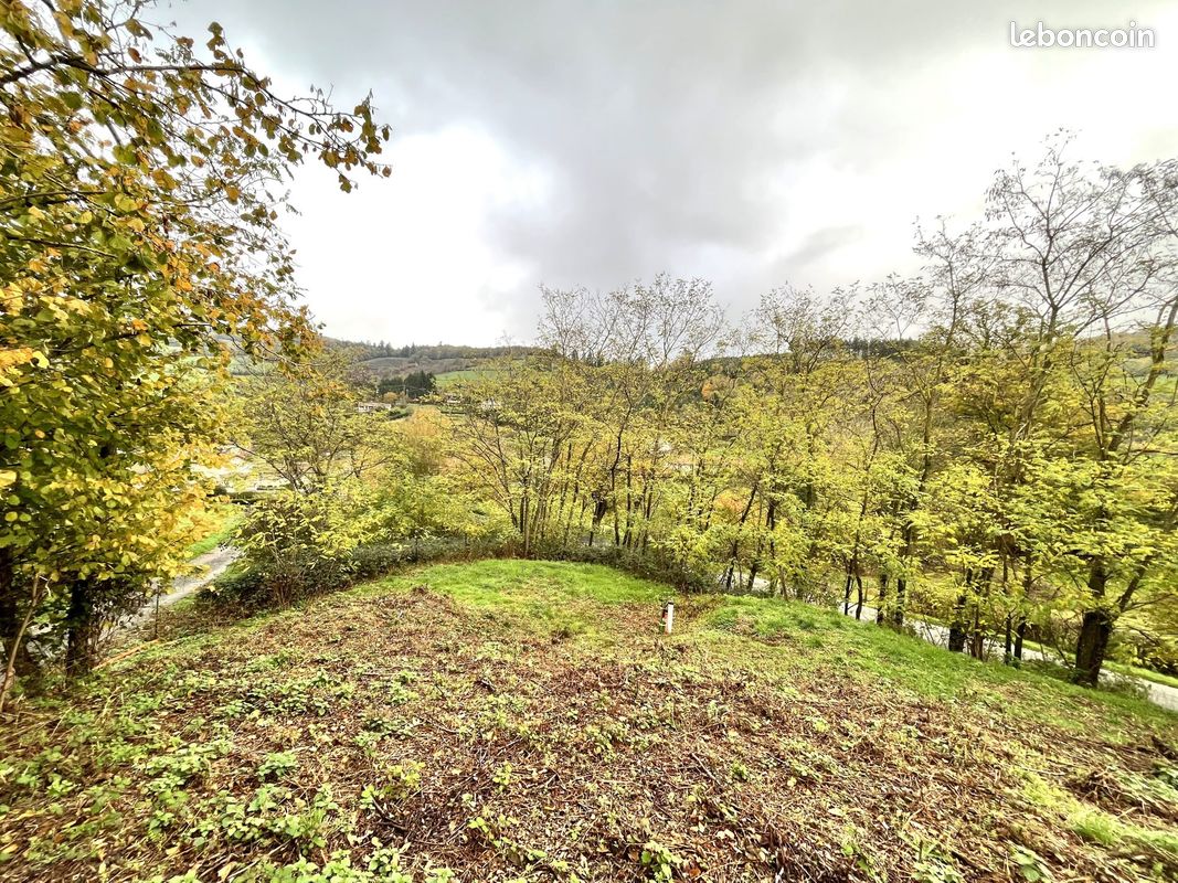 Terrain 1006 m² · à Deux-Grosnes · 1 006 m² · 30 000 €
