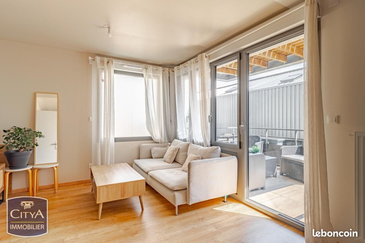 Appartement 3 pièces 56 m² · à La Riche · 56 m² · 250 000 €