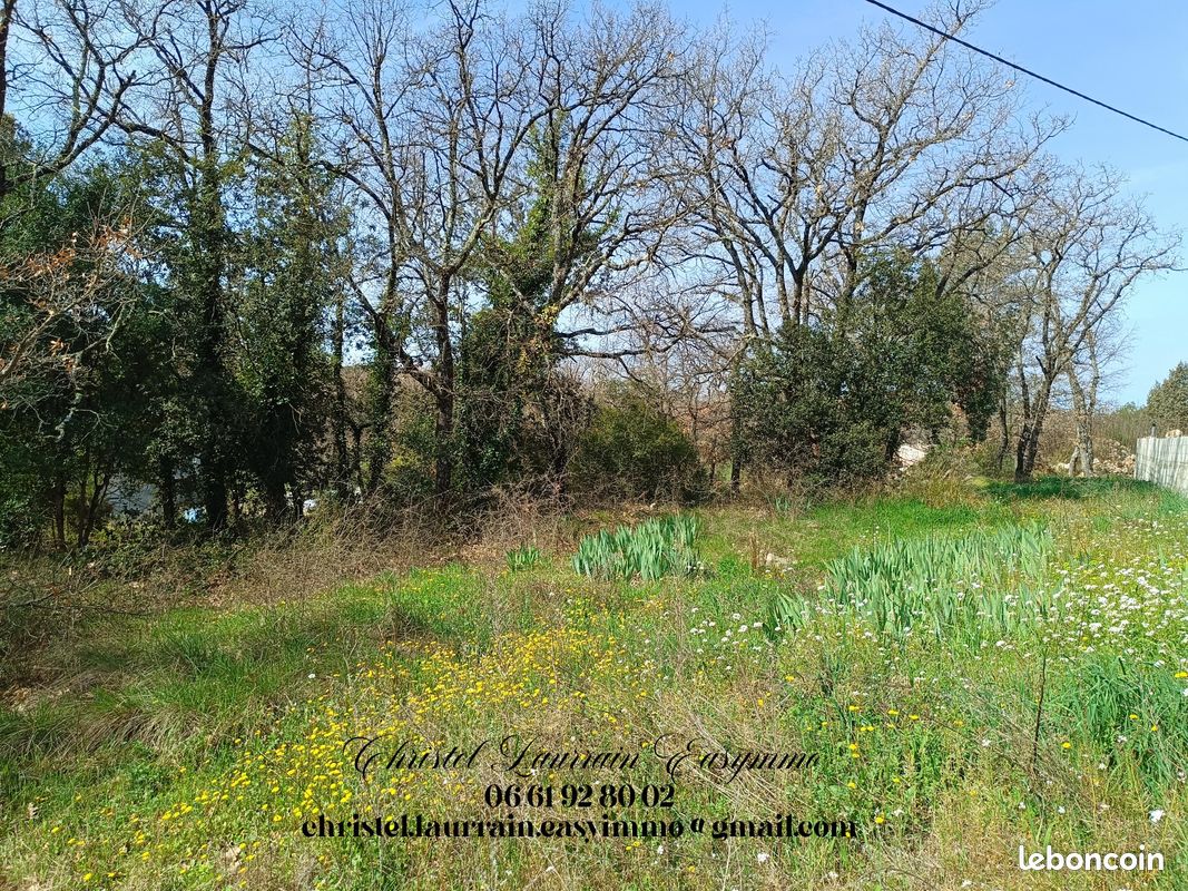 Terrain 1263 m² · à Fox-Amphoux · 1 263 m² · 83 500 €