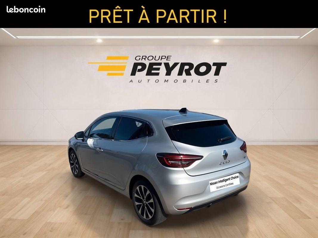 RENAULT Clio E-Tech full hybrid 145 Techno (image 7)