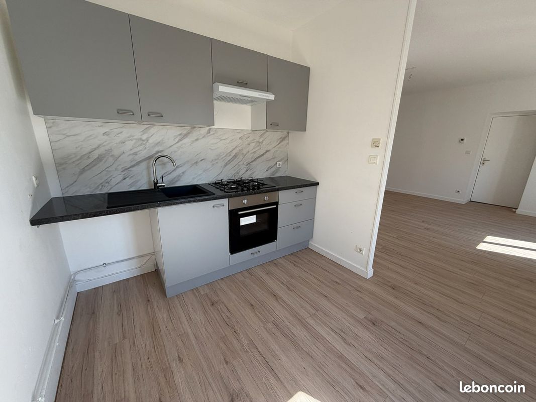 Appartement 3 pièces 65 m² · à Montceau-les-Mines · 65 m² · 630 €