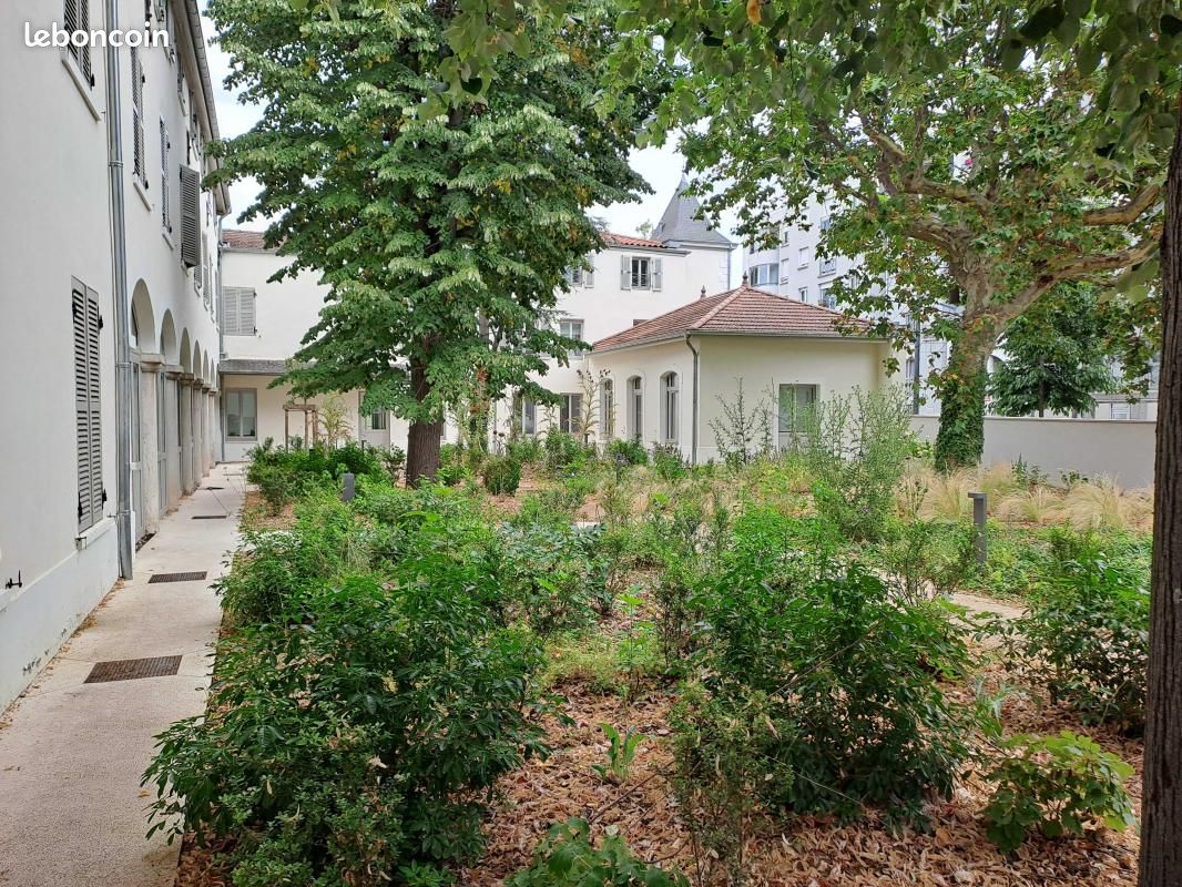 Appartement 3 pièces 65 m² · à Lyon · 65 m² · 875 €
