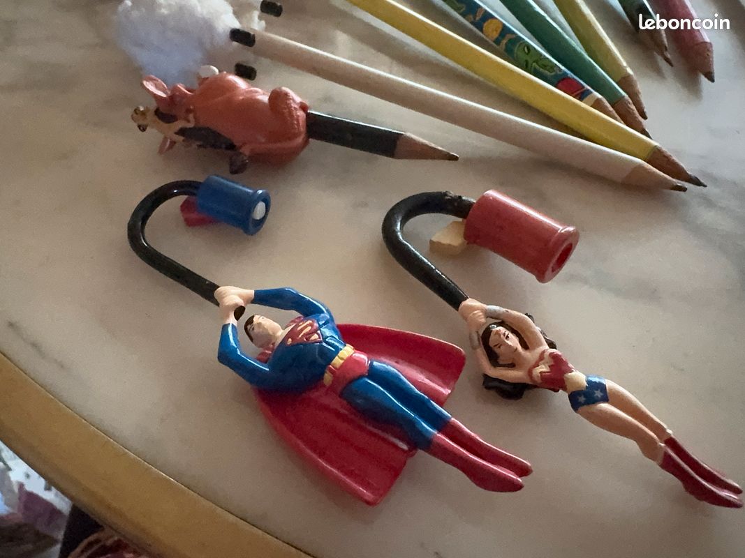 Collection de crayons (image 15)