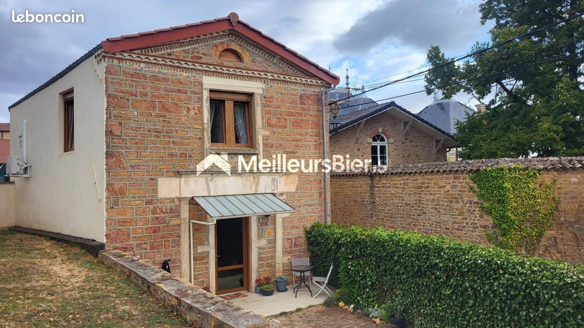 Maison 5 pièces 130 m² · à Blacé · 130 m² · 370 000 €