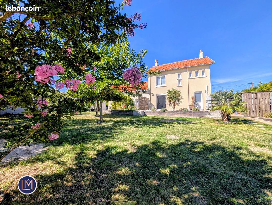 Maison 8 pièces 170 m² · à Haute-Goulaine · 170 m² · 406 770 €